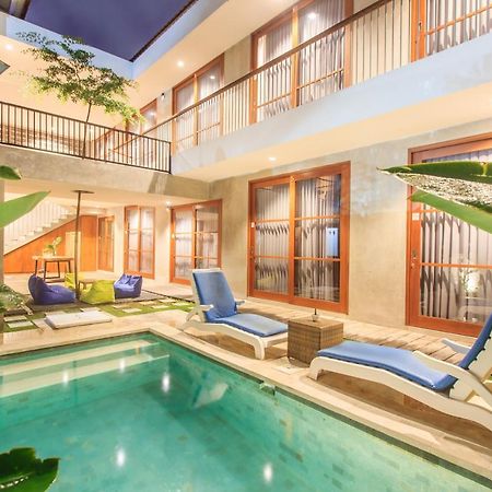The Jero 18 Kuta Guest House Екстериор снимка