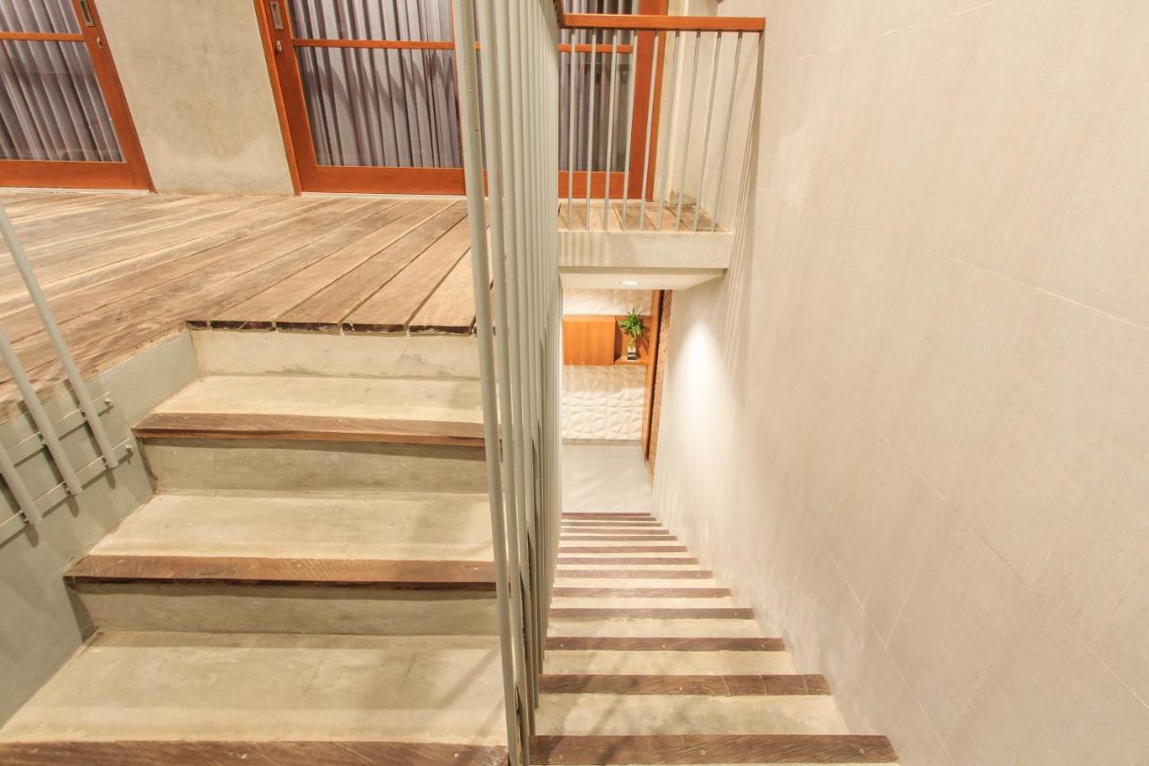 The Jero 18 Kuta Guest House Екстериор снимка
