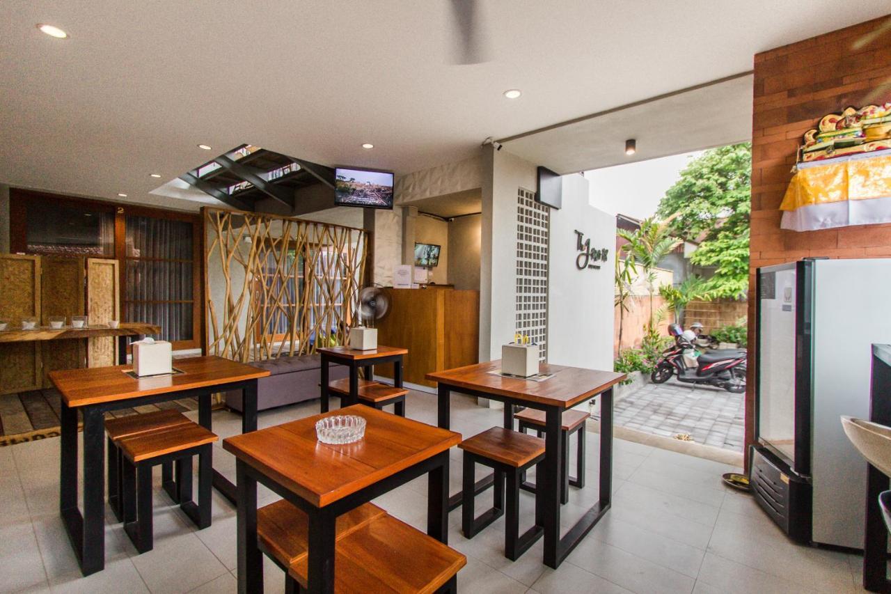The Jero 18 Kuta Guest House Екстериор снимка